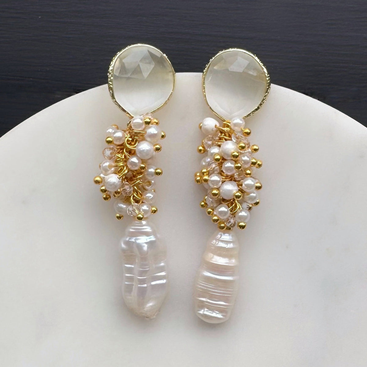 Aro Perla N°38 – Aros de perlas con racimo de perlas