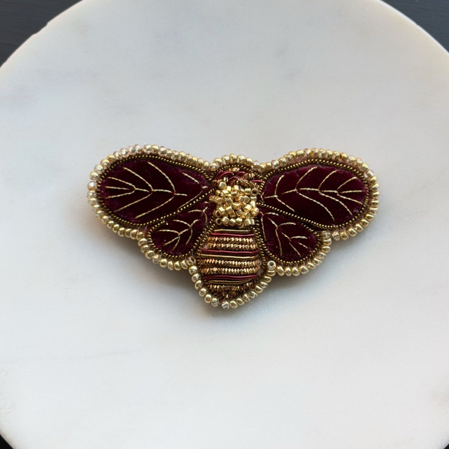 Prendedor Bordado - Abeja 01