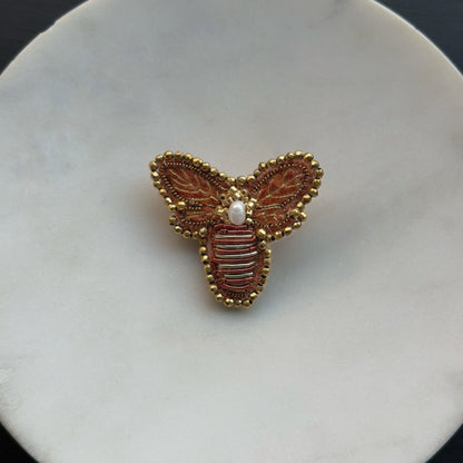 Prendedor Bordado - Abeja 02