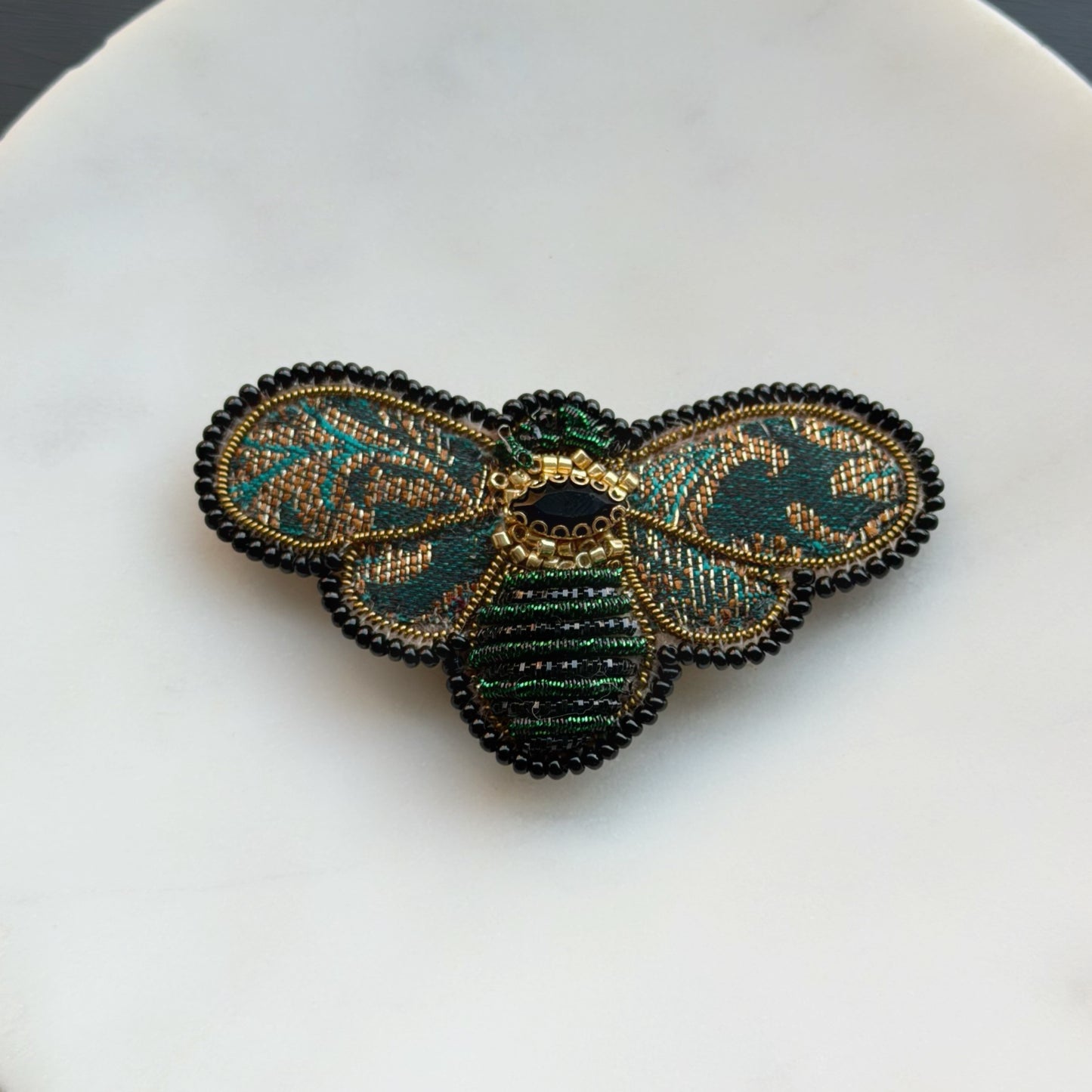 Prendedor Bordado - Abeja 03