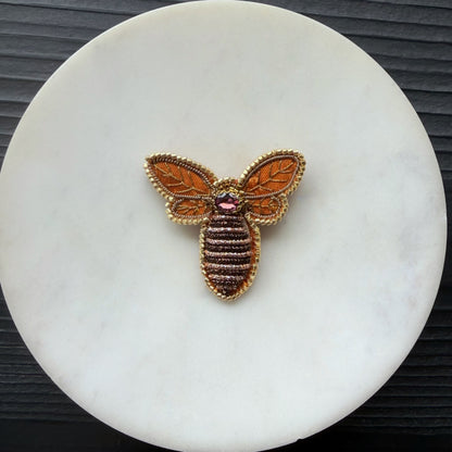 Prendedor Bordado - Abeja 06