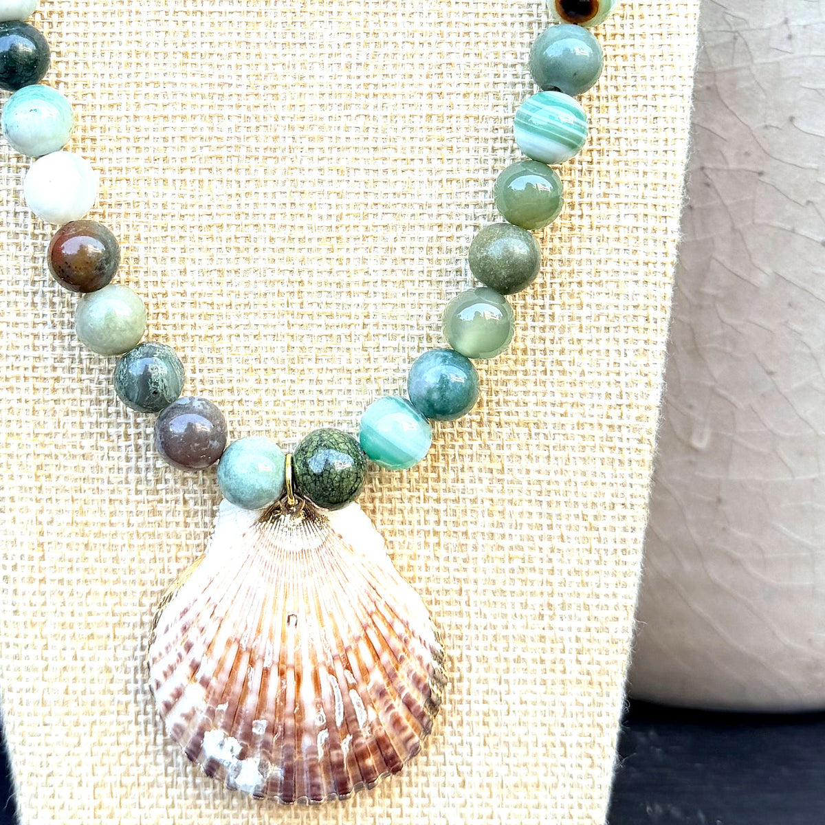 Collar N°40 – Collar con piedras naturales (foto 2)
