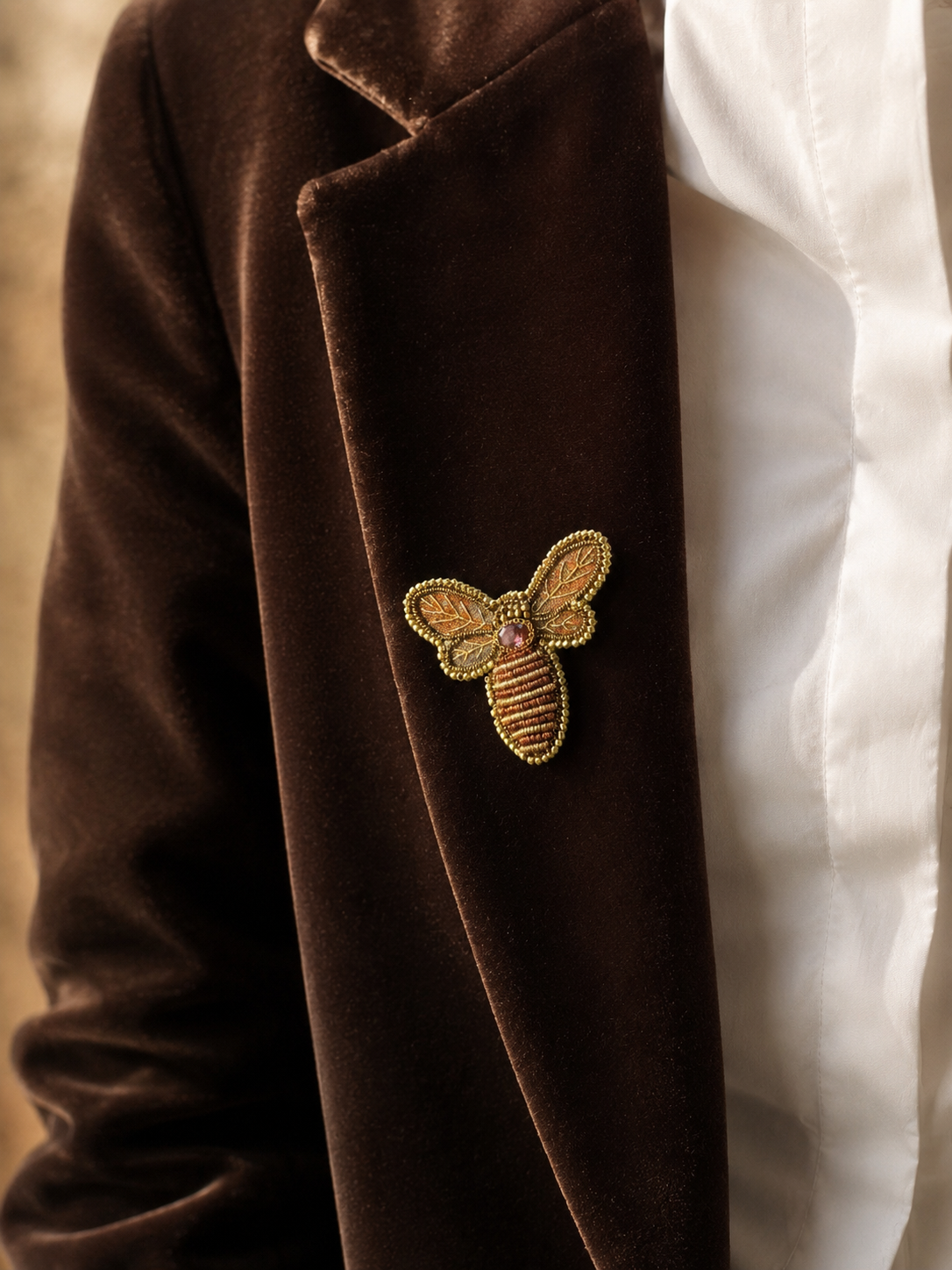 Prendedor Bordado - Abeja 05